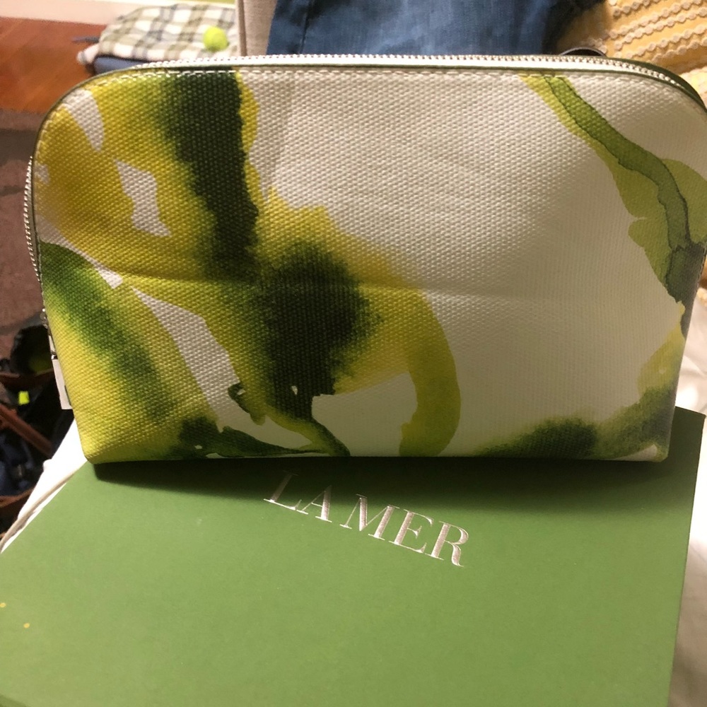 La Mer elegant make up bag, gently used